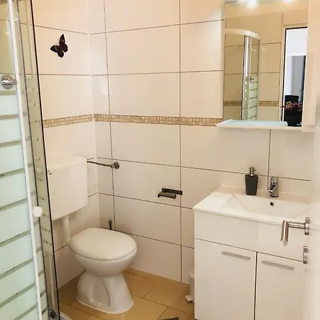 Lucie3 Biograd Na Moru